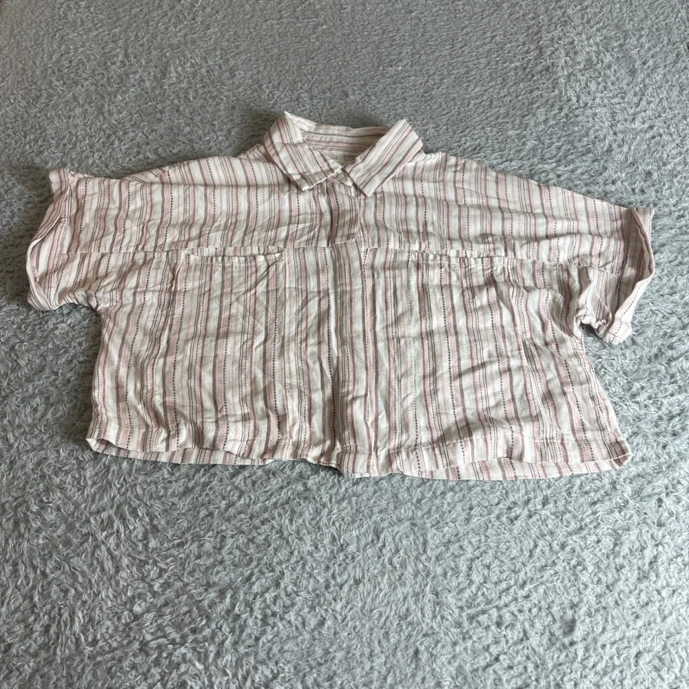 April Kiss Womens Pink Striped Linen Blend Cropped Button Down Shirt Small - Picture 1 of 9